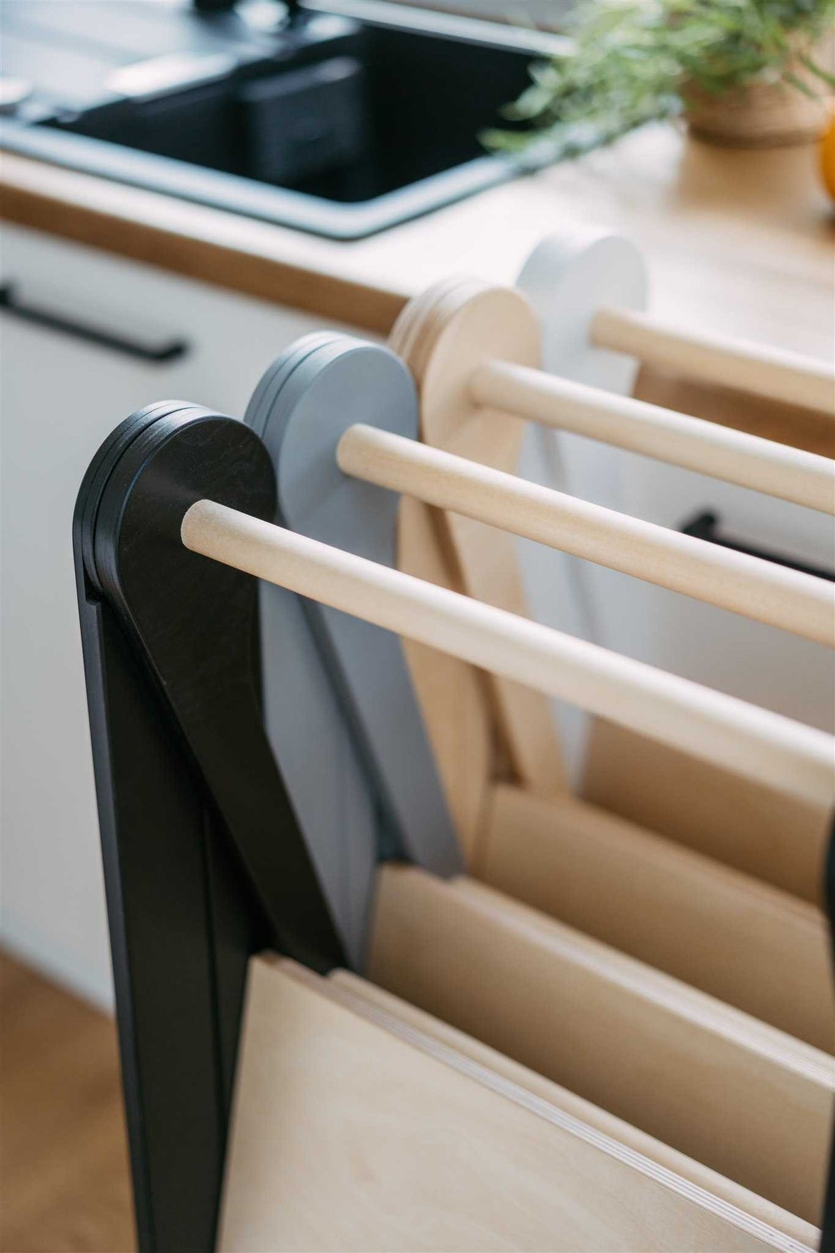 Foldable Kitchen Tower With Removable Rail