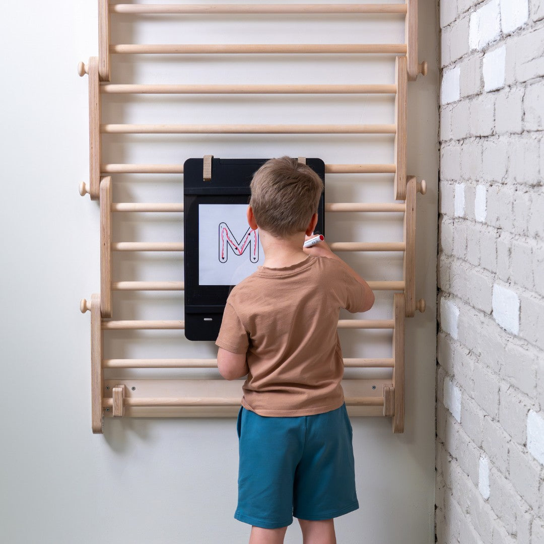 Frame-to-Wall Kit – Add-on for climbing frames