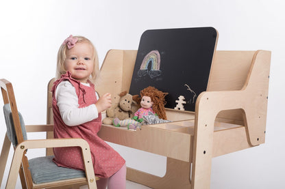 Multisensory Art Table/Desk Luula