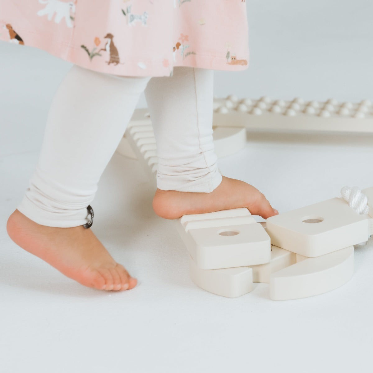 TipiToo® Small Balance Beam 3 Piece Set - White Rope