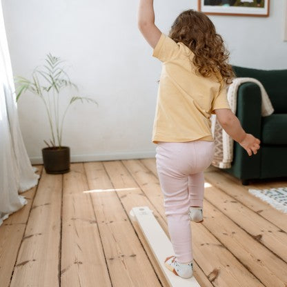 TipiToo® Solo Single Double-Sided Balance Beam With Dots